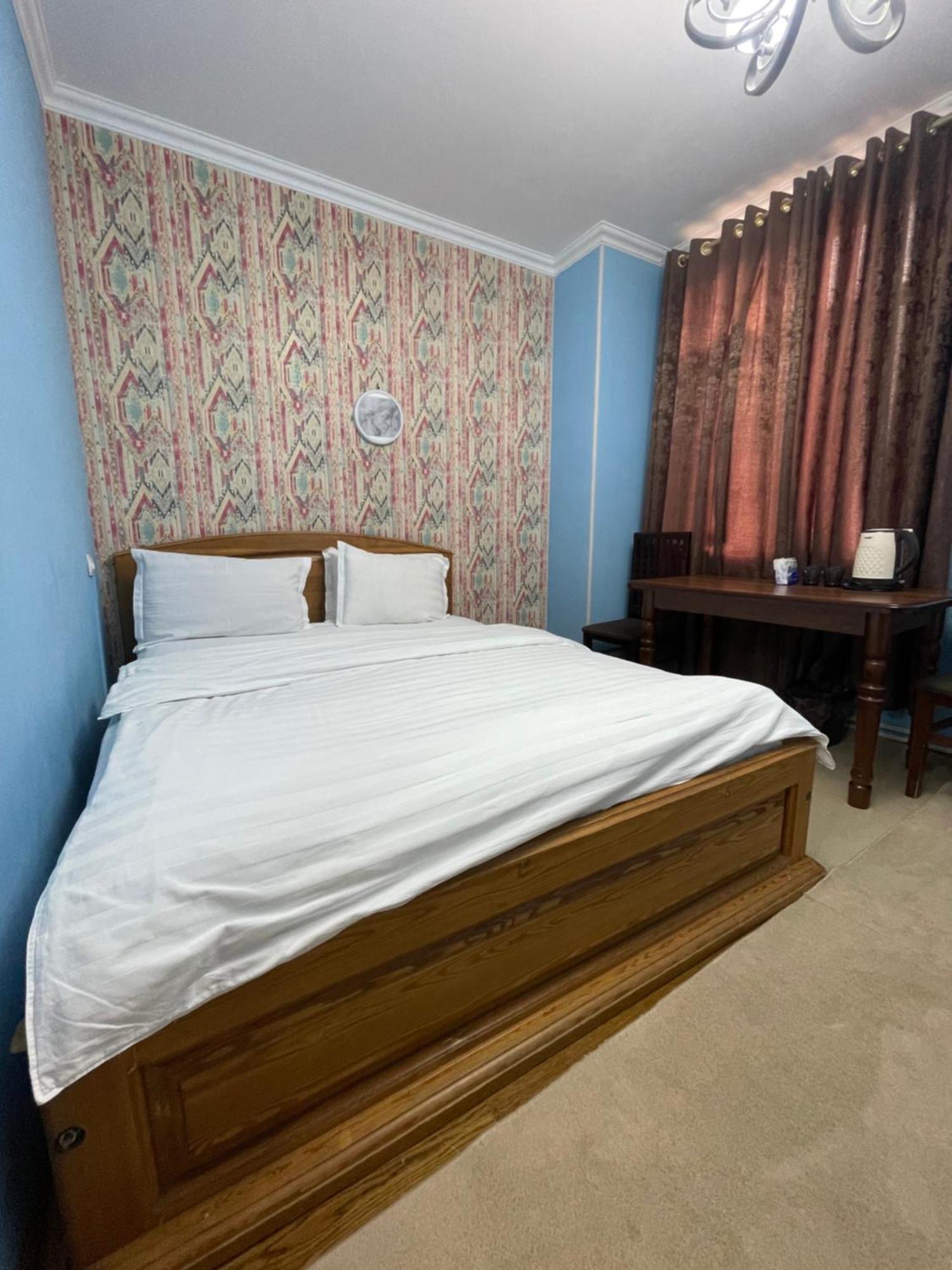 Mulberry Hotel Tashkent Exterior foto