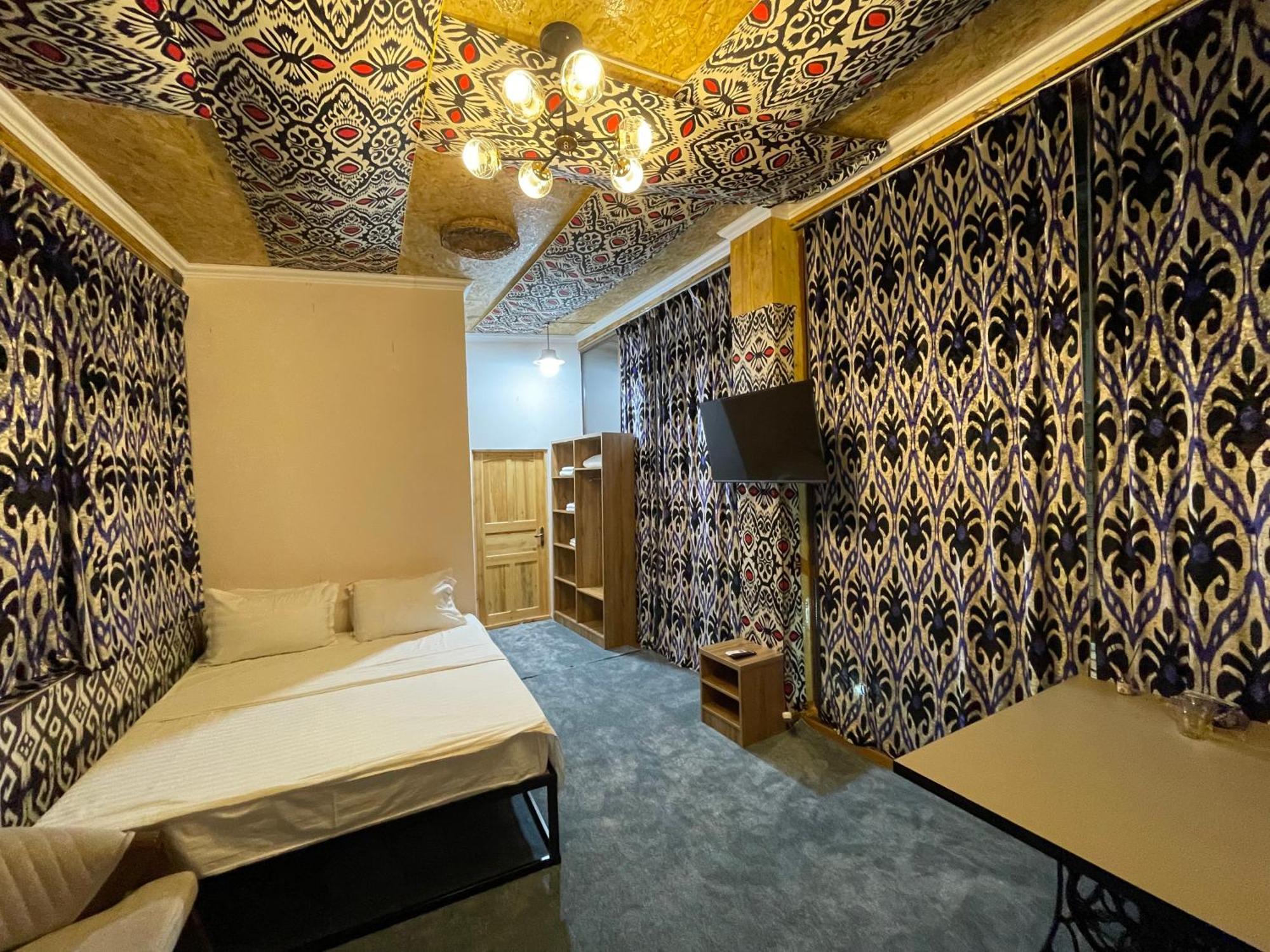 Mulberry Hotel Tashkent Exterior foto